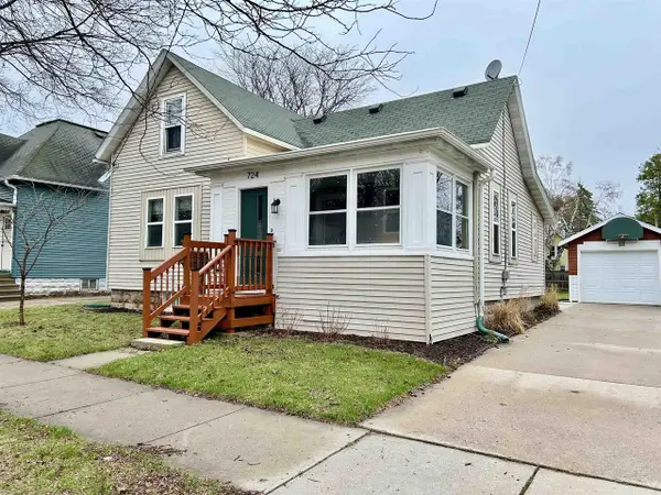 724 W OKLAHOMA STREET, Appleton, WI 54915