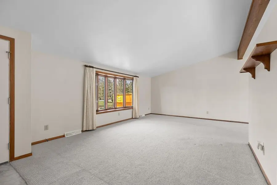 N956 NORTH ROAD, Hortonville, WI 54944 - #3