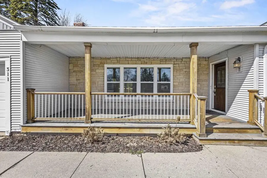 311 E CEDAR STREET, Pulaski, WI 54162 - #3