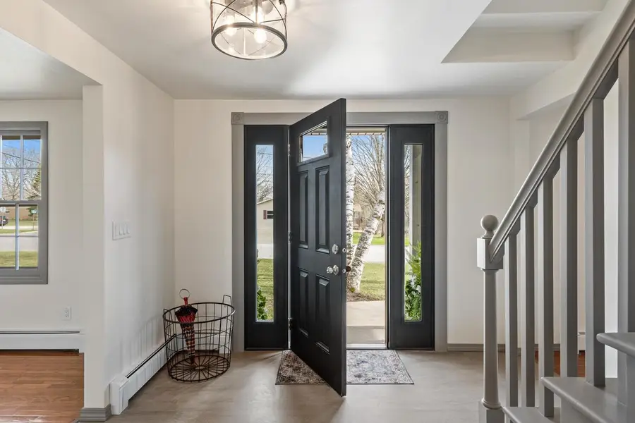 1300 HIAWATHA CIRCLE, Green Bay, WI 54313 - #3