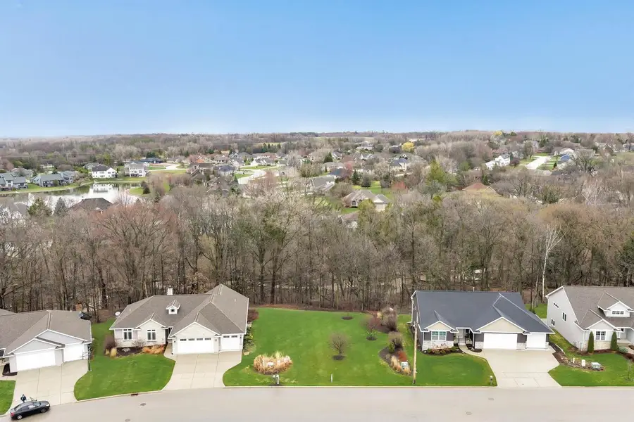 3329 LARGO RIDGE DRIVE, Green Bay, WI 54311 - #2