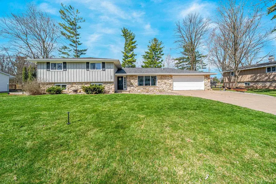 1835 DEXTER STREET, New London, WI 54961 - #2