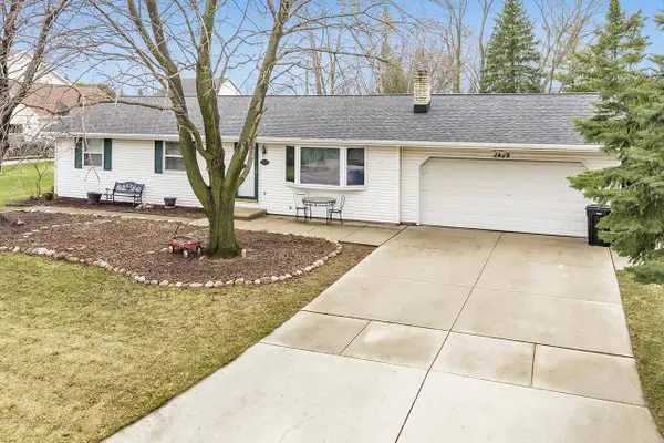 2429 DOWNY STREET, Green Bay, WI 54303
