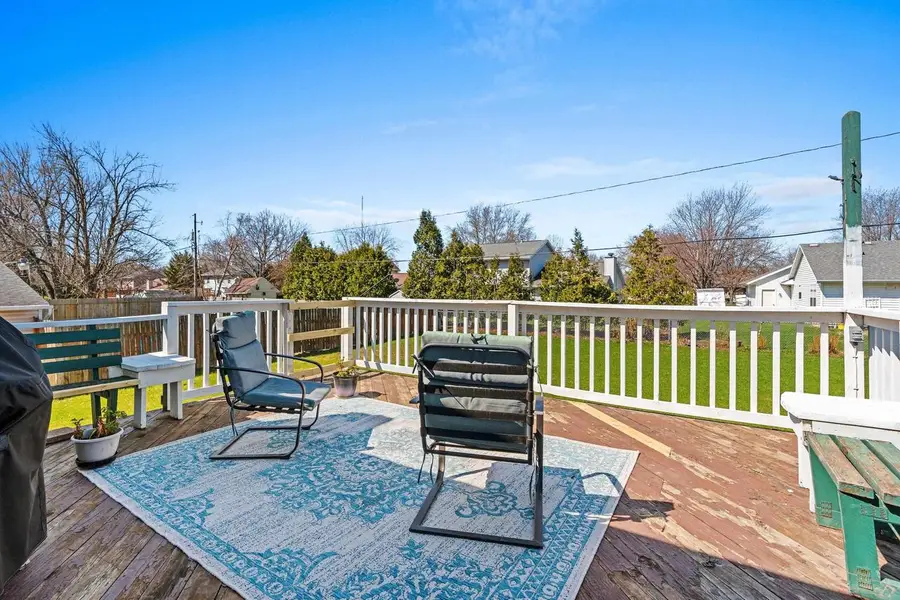 1076 GOSS AVENUE, Menasha, WI 54952 - #3