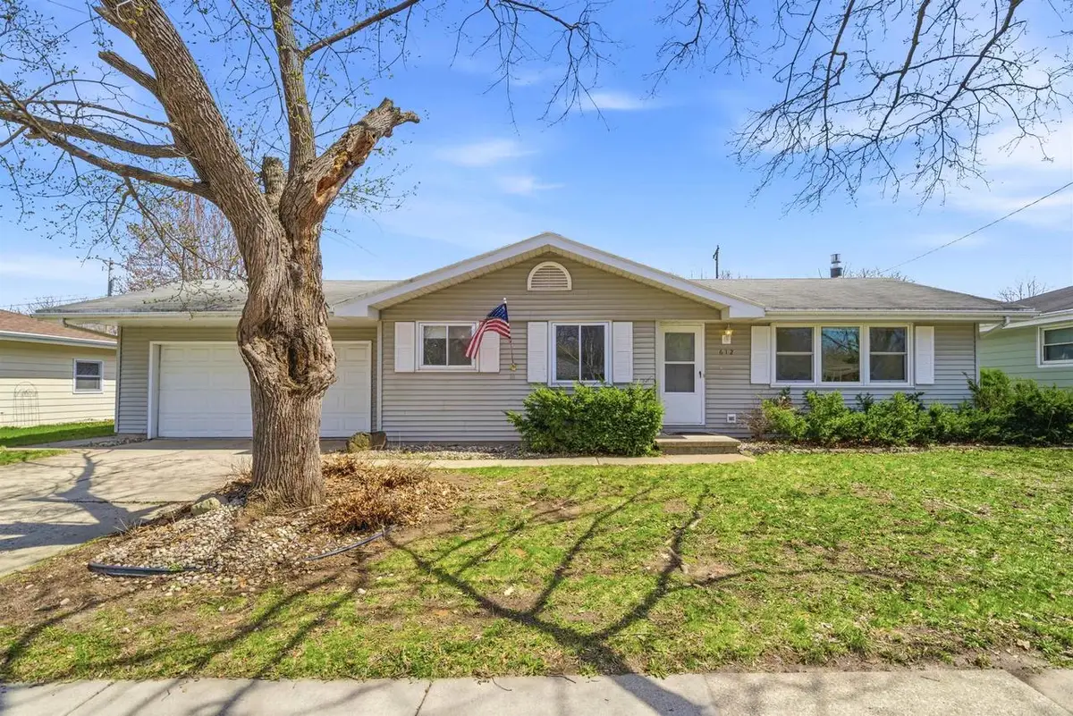 612 S MATTHIAS STREET, Appleton, WI 54915 - #1