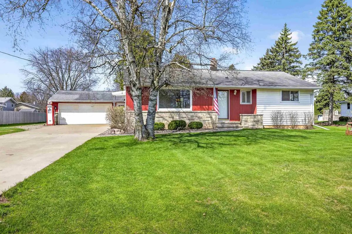 1276 IRISH ROAD, Neenah, WI 54956 - #1