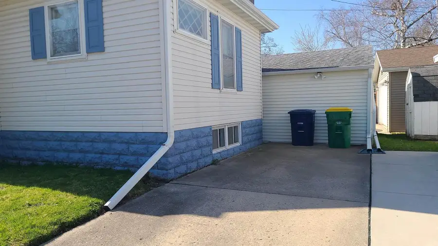 800 11TH AVENUE, Green Bay, WI 54304 - #2