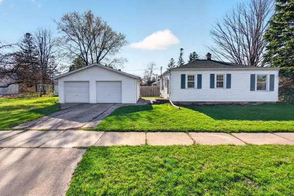 431 E COOLIDGE AVENUE, Appleton, WI 54915