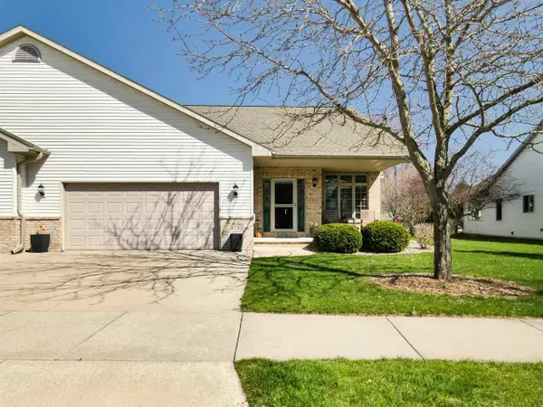 4732 N FALLVIEW LANE  #1701, Appleton, WI 54913