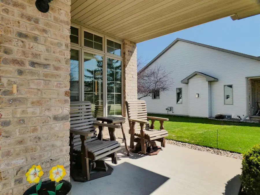 4732 N FALLVIEW LANE  #1701, Appleton, WI 54913 - #2