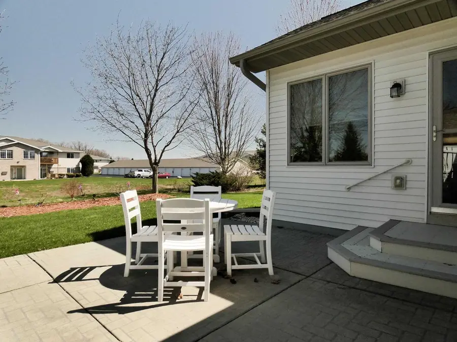 4732 N FALLVIEW LANE  #1701, Appleton, WI 54913 - #3
