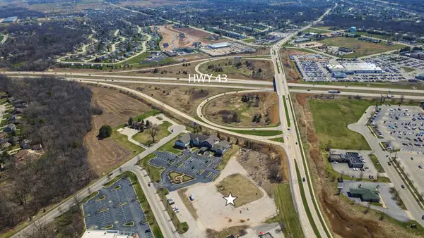 2588 MANITOWOC ROAD, Green Bay, WI 54311