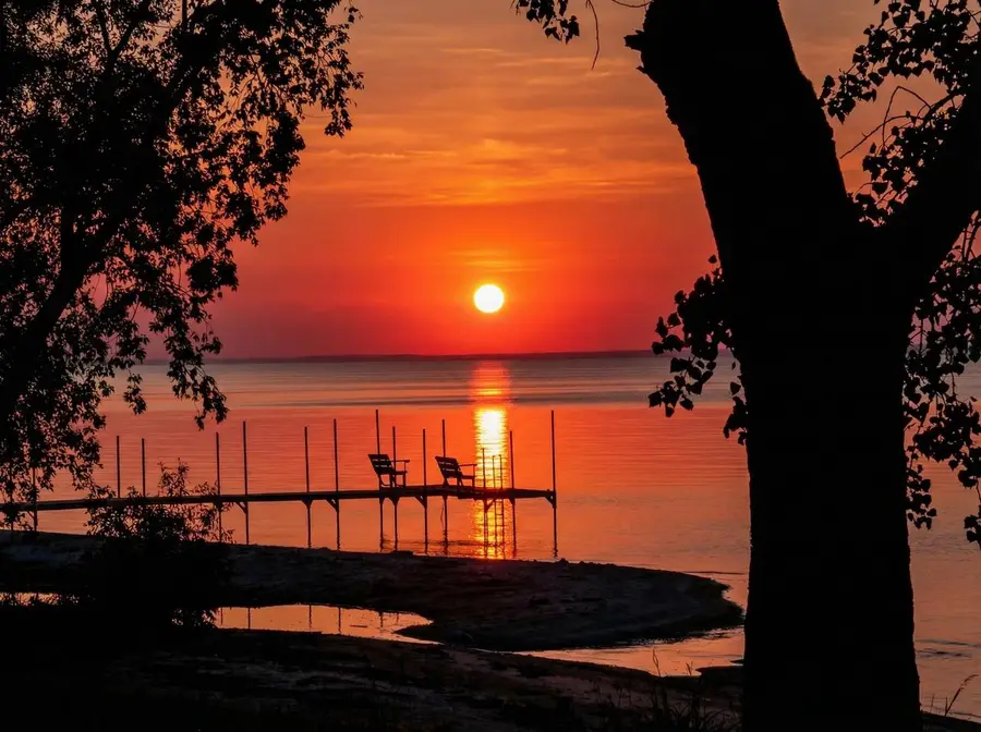 6121 SANDY, Luxemburg, WI 54217 - #2