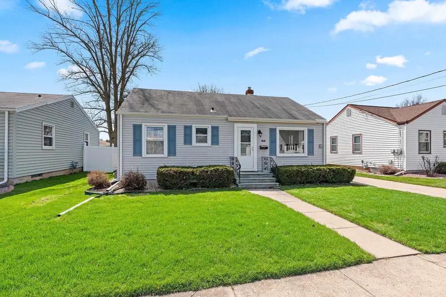 867 MARQUETTE STREET, Menasha, WI 54952 - #2