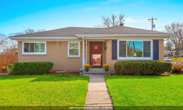 1295 HICKORY HILL DRIVE, Green Bay, WI 54304