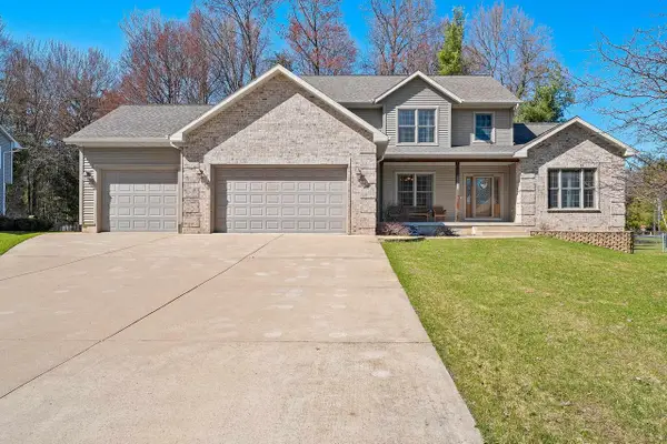 410 HEMLOCK STREET, Peshtigo, WI 54157