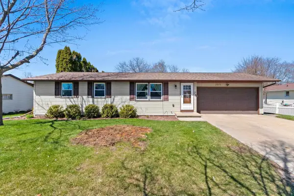 2589 VAN BEEK ROAD, Green Bay, WI 54311