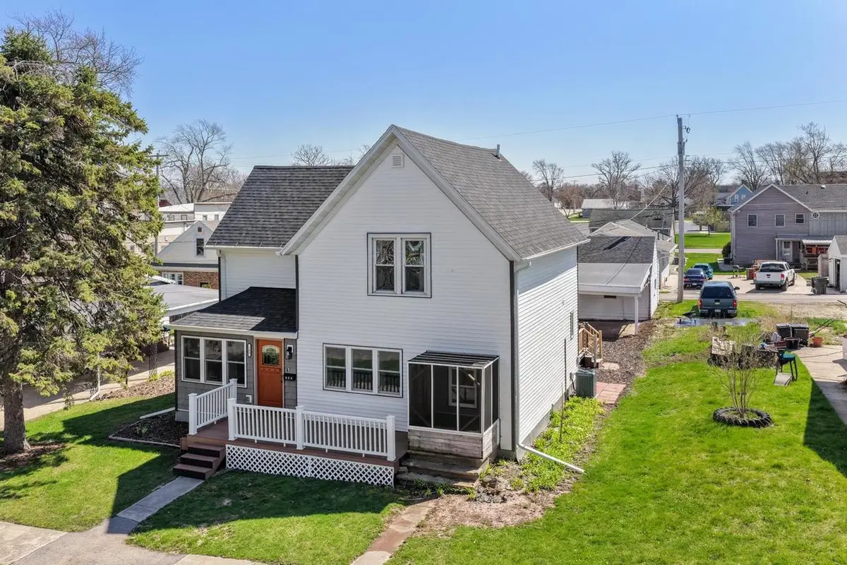 105 W 6TH STREET, Kaukauna, WI 54130 - #1