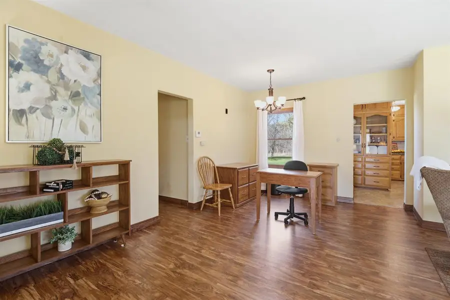 N3355 COUNTY ROAD W, New London, WI 54961 - #3