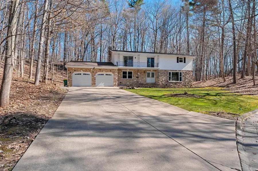 383 SWISS HILL DRIVE, Green Bay, WI 54302 - #2