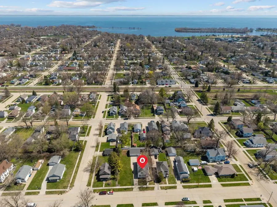 1224 EASTMAN STREET, Oshkosh, WI 54901 - #2