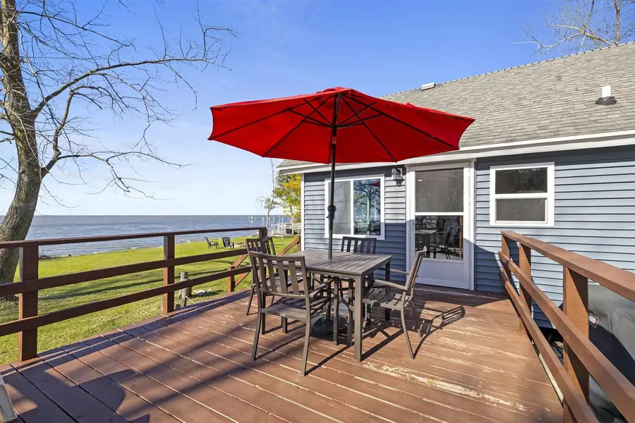 2075 SOUTH ROAD, Brussels, WI 54204 - #2