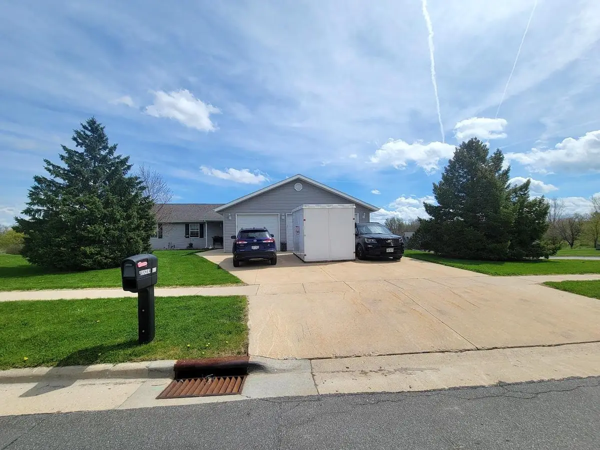 511 ISLAND VIEW CIRCLE, Hustisford, WI 53034 - #1