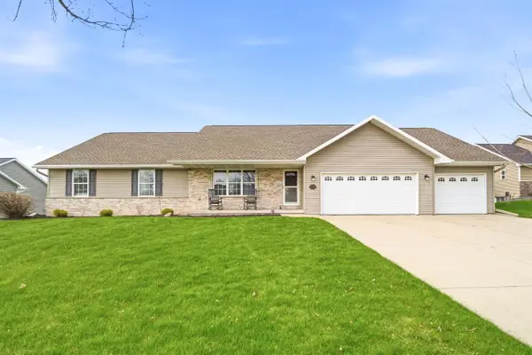 N2369 HOLY HILL DRIVE, Greenville, WI 54942