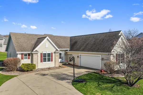 2976 DURHAM ROAD, Green Bay, WI 54311