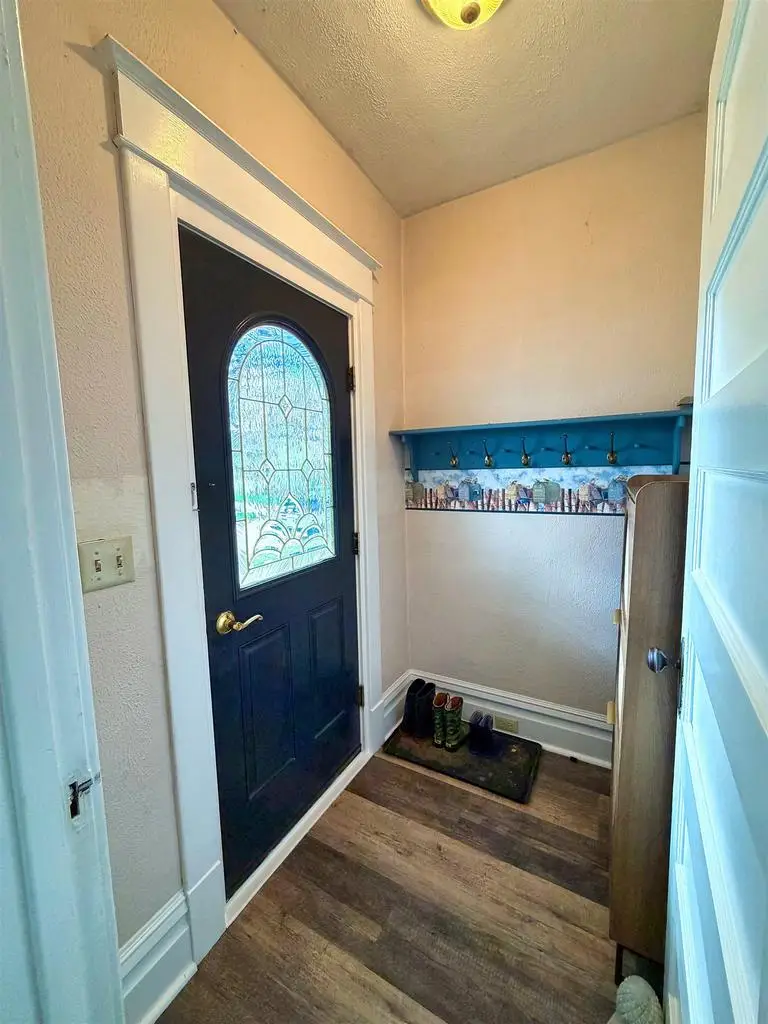 1102 MT VERNON STREET, Oshkosh, WI 54901 - #3