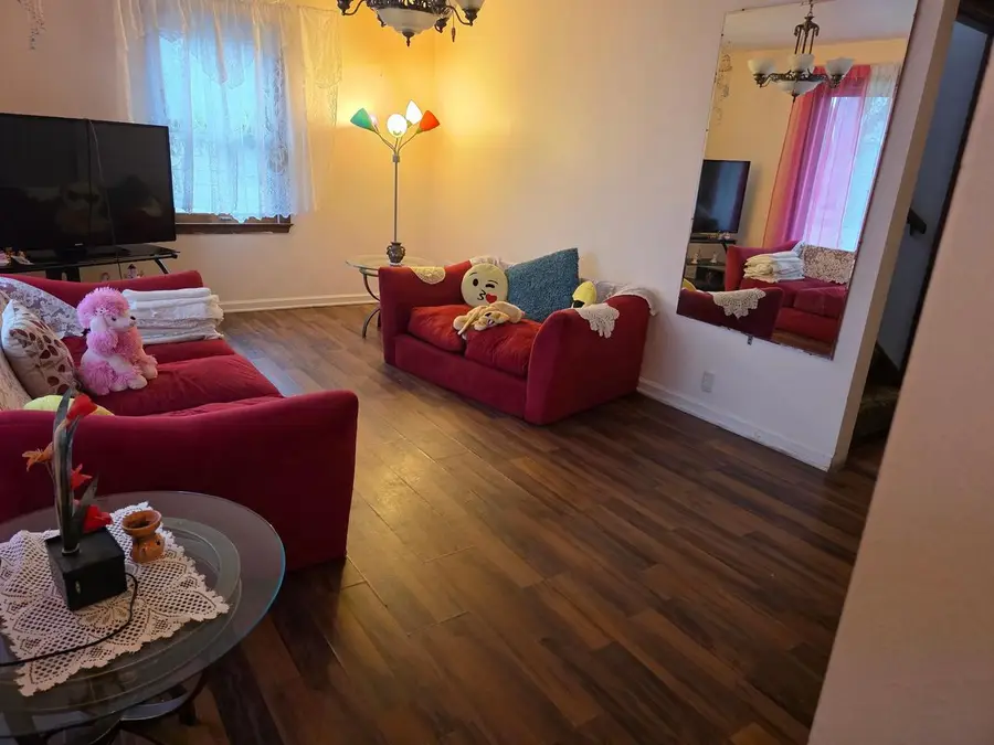 1818 W COMMERCIAL STREET, Appleton, WI 54914 - #2