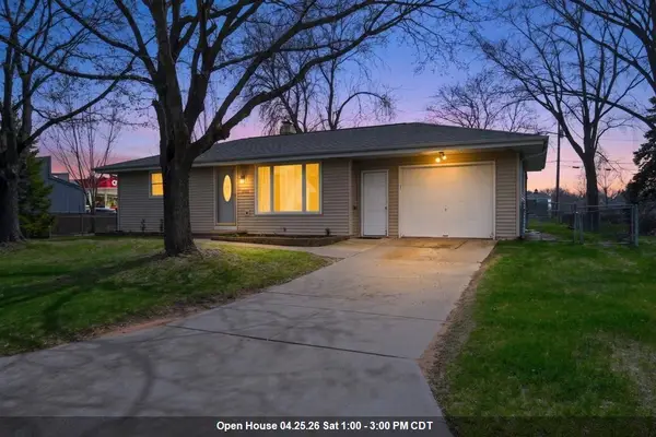 1593 BOND COURT, Green Bay, WI 54303