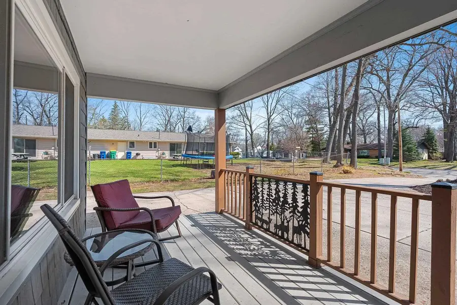 1810 WOOD LANE, Green Bay, WI 54304 - #3