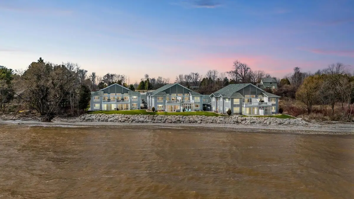 2614 LAKE STREET, Algoma, WI 54201 - #1