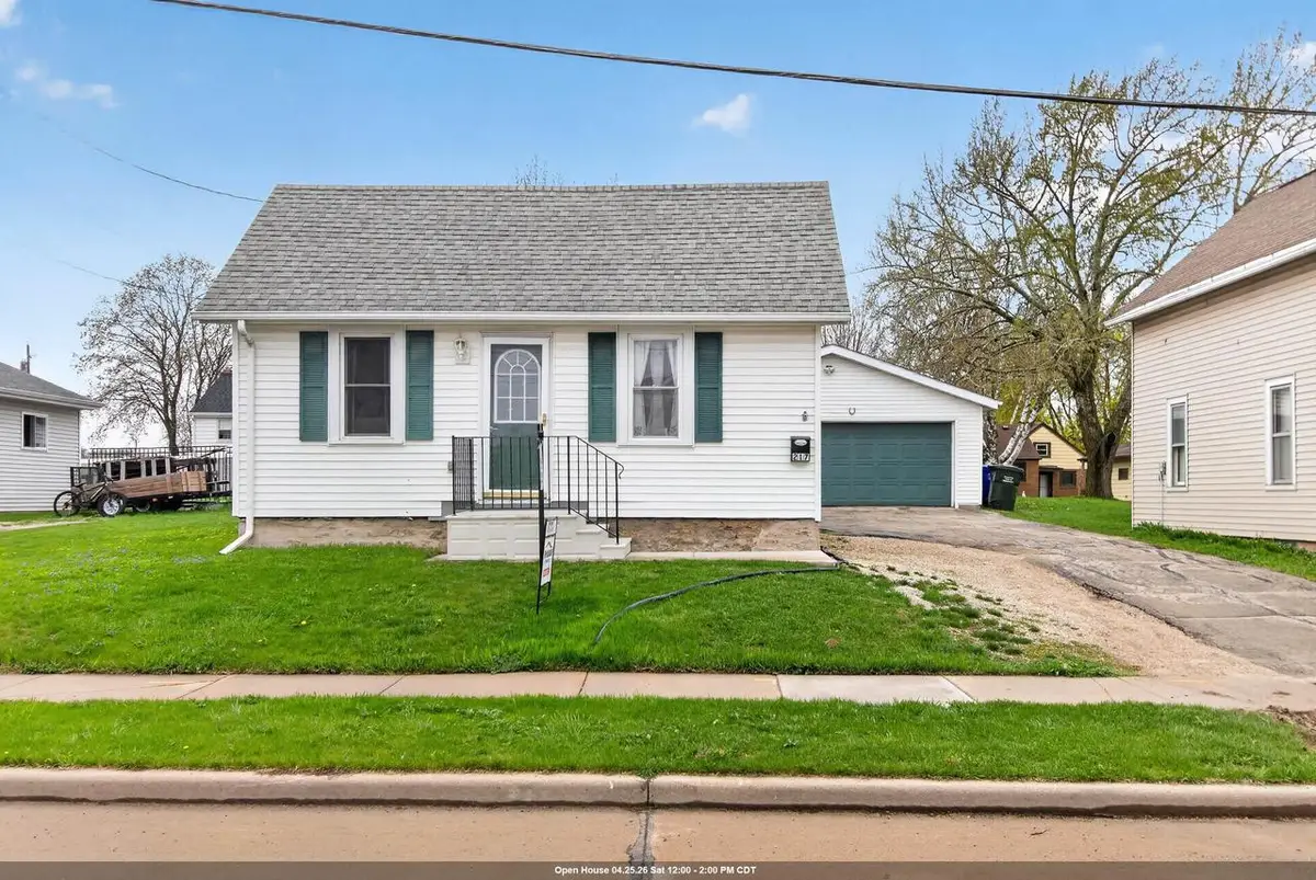 217 GERTRUDE STREET, Kaukauna, WI 54130 - #1