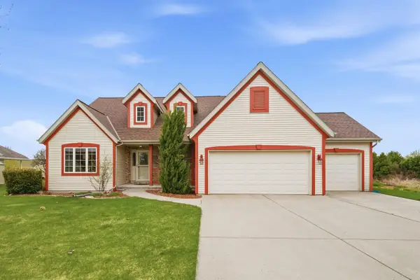 1730 CINNABAR WAY, Green Bay, WI 54311