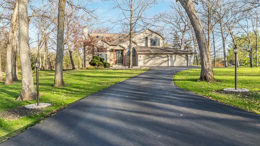 1840 CROWN DRIVE, Oshkosh, WI 54904 - #2