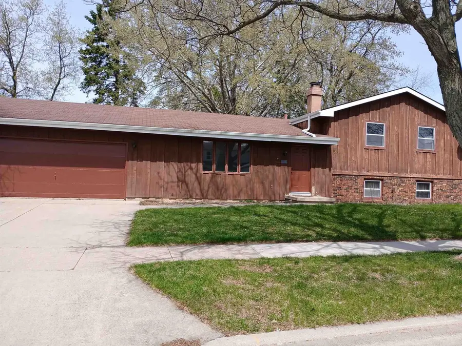 1220 E ROELAND AVENUE, Appleton, WI 54915 - #2