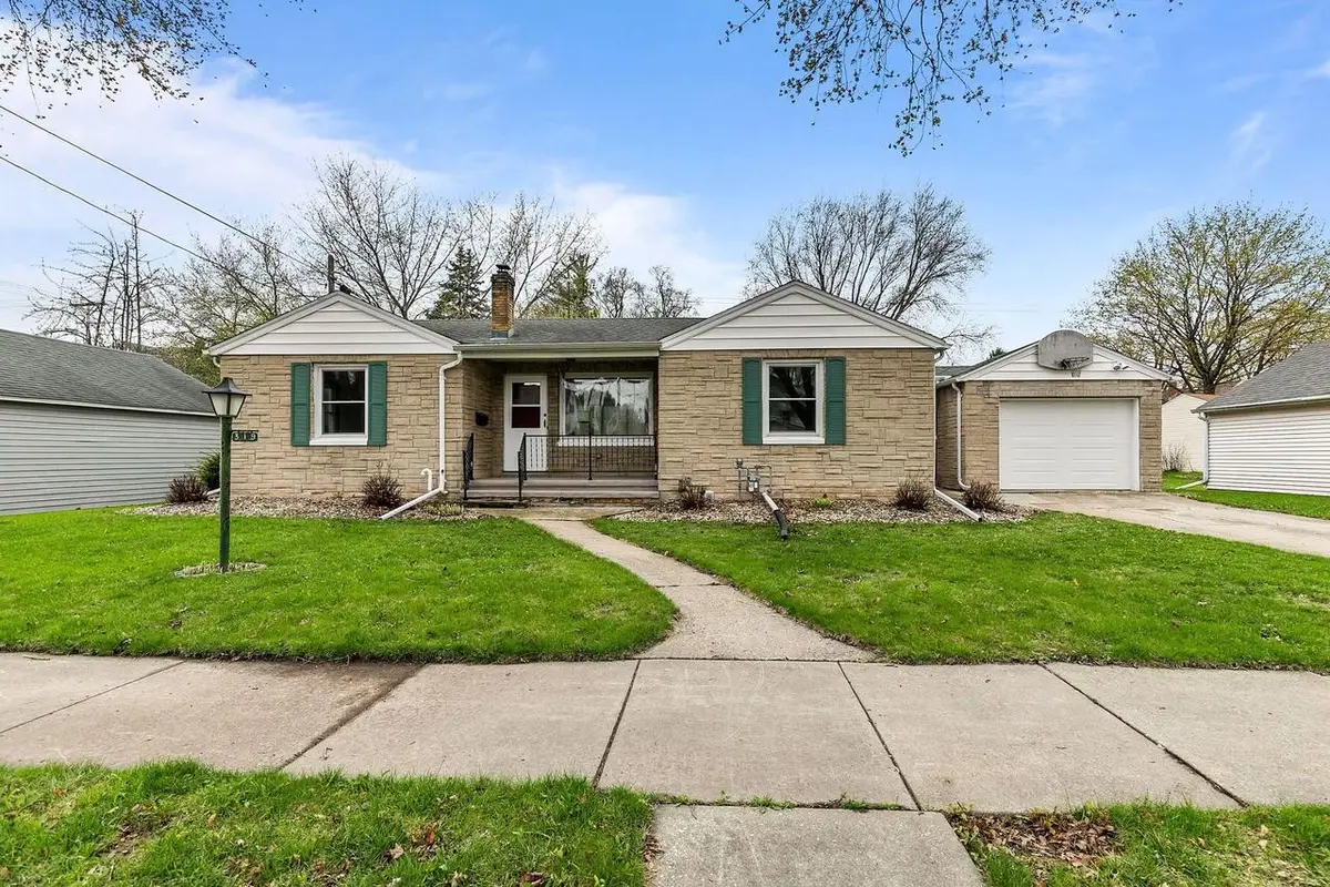 319 S SPRUCE STREET, Appleton, WI 54914 - #1