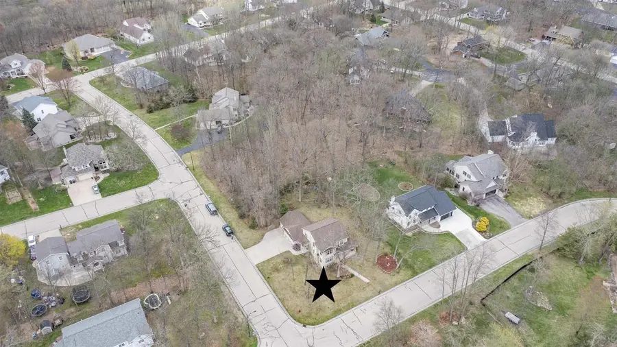 660 SUNSET DRIVE, Waupaca, WI 54981 - #3