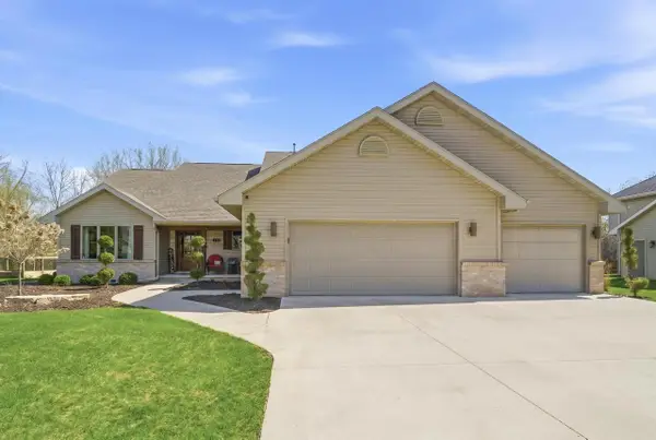 118 SHALIMAR COURT, Combined Locks, WI 54113