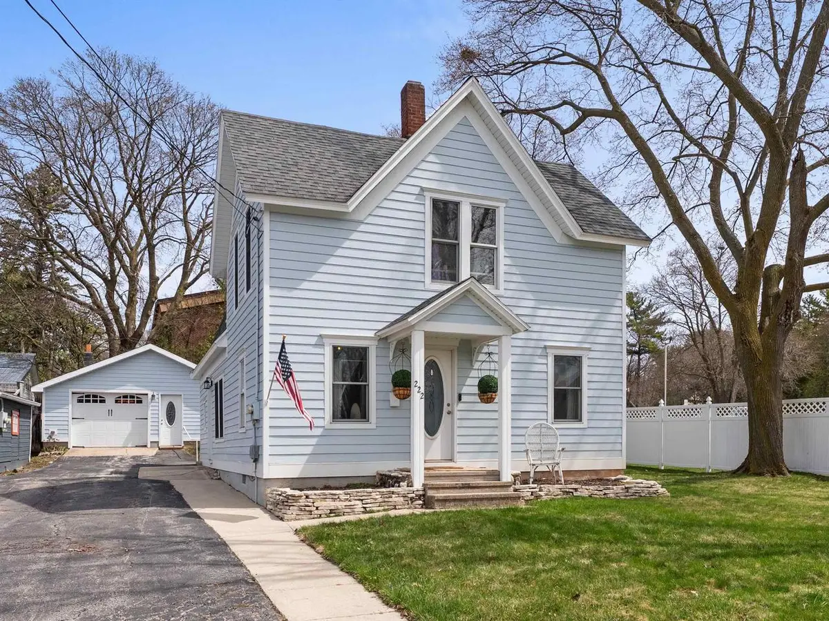 222 N 7TH AVENUE, Sturgeon Bay, WI 54235 - #1