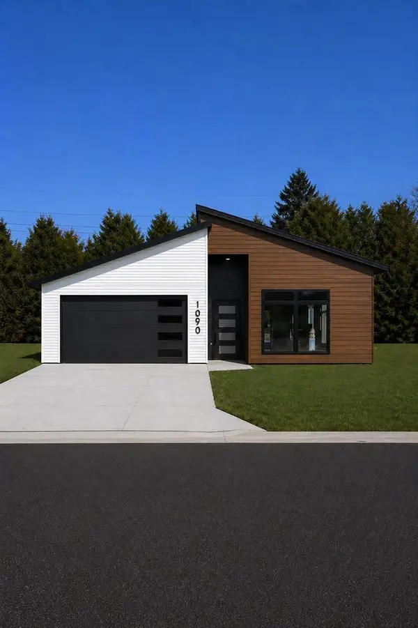 1090 SAWYER DRIVE, Sturgeon Bay, WI 54235