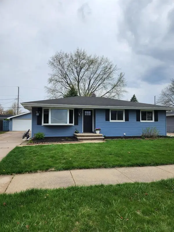 319 S MIDPARK DRIVE, Appleton, WI 54915