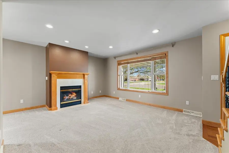 407 WATERVIEW ROAD, De Pere, WI 54115 - #2