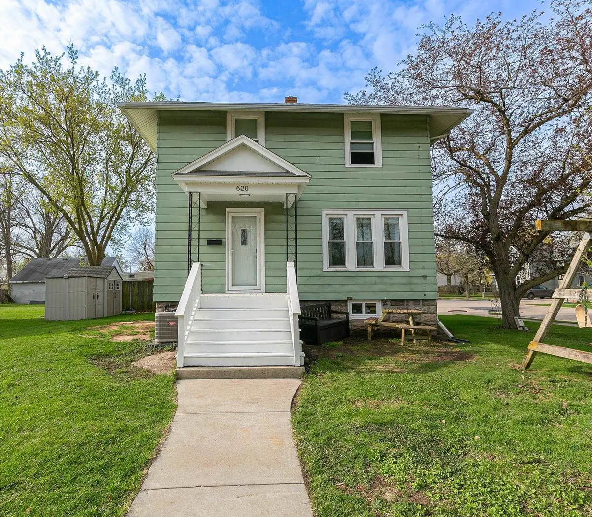 620 SHERRY STREET, Neenah, WI 54956 - #1
