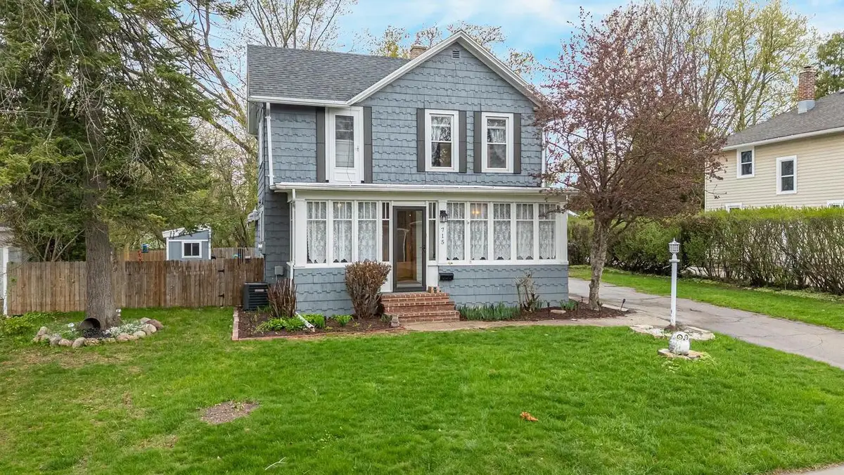 715 N HARRIMAN STREET, Appleton, WI 54911 - #1