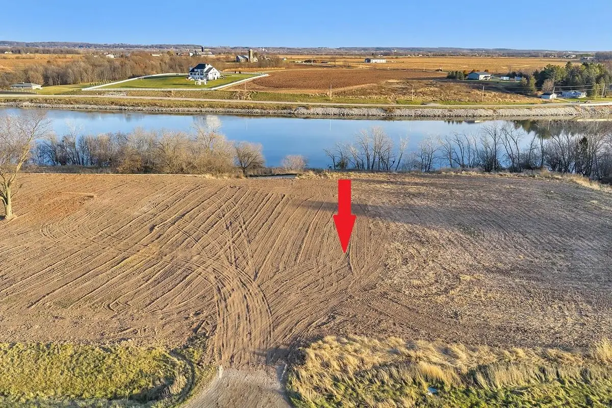 4325 LOST DAUPHIN ROAD, De Pere, WI 54115 - #1