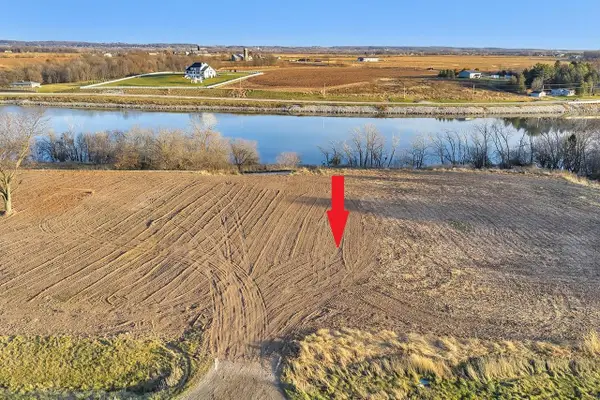 4325 LOST DAUPHIN ROAD, De Pere, WI 54115