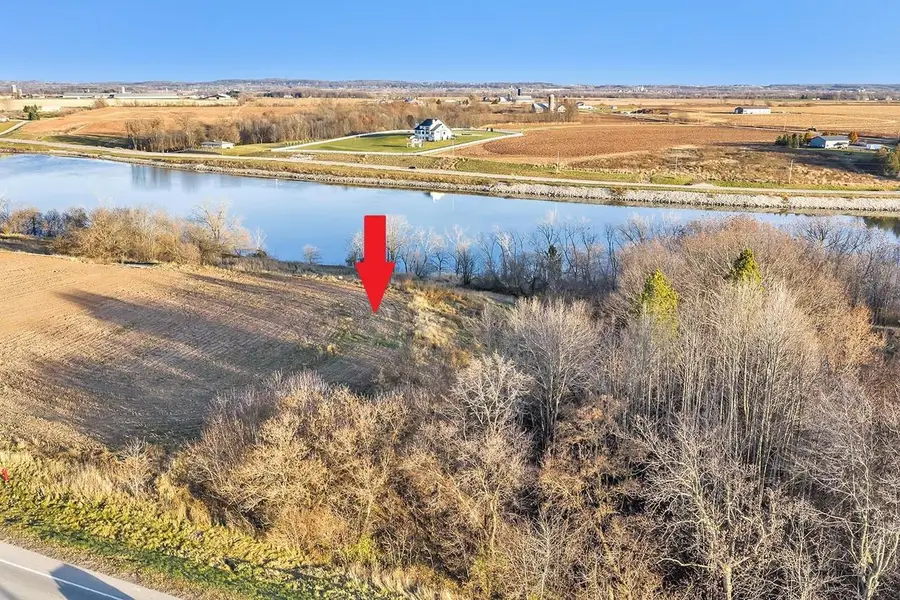 4351 LOST DAUPHIN ROAD, De Pere, WI 54115 - #2
